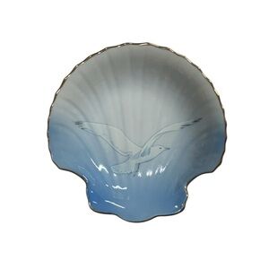 Penco exclusive Japan seashell shaped ceramic dish with seagull scene in center.